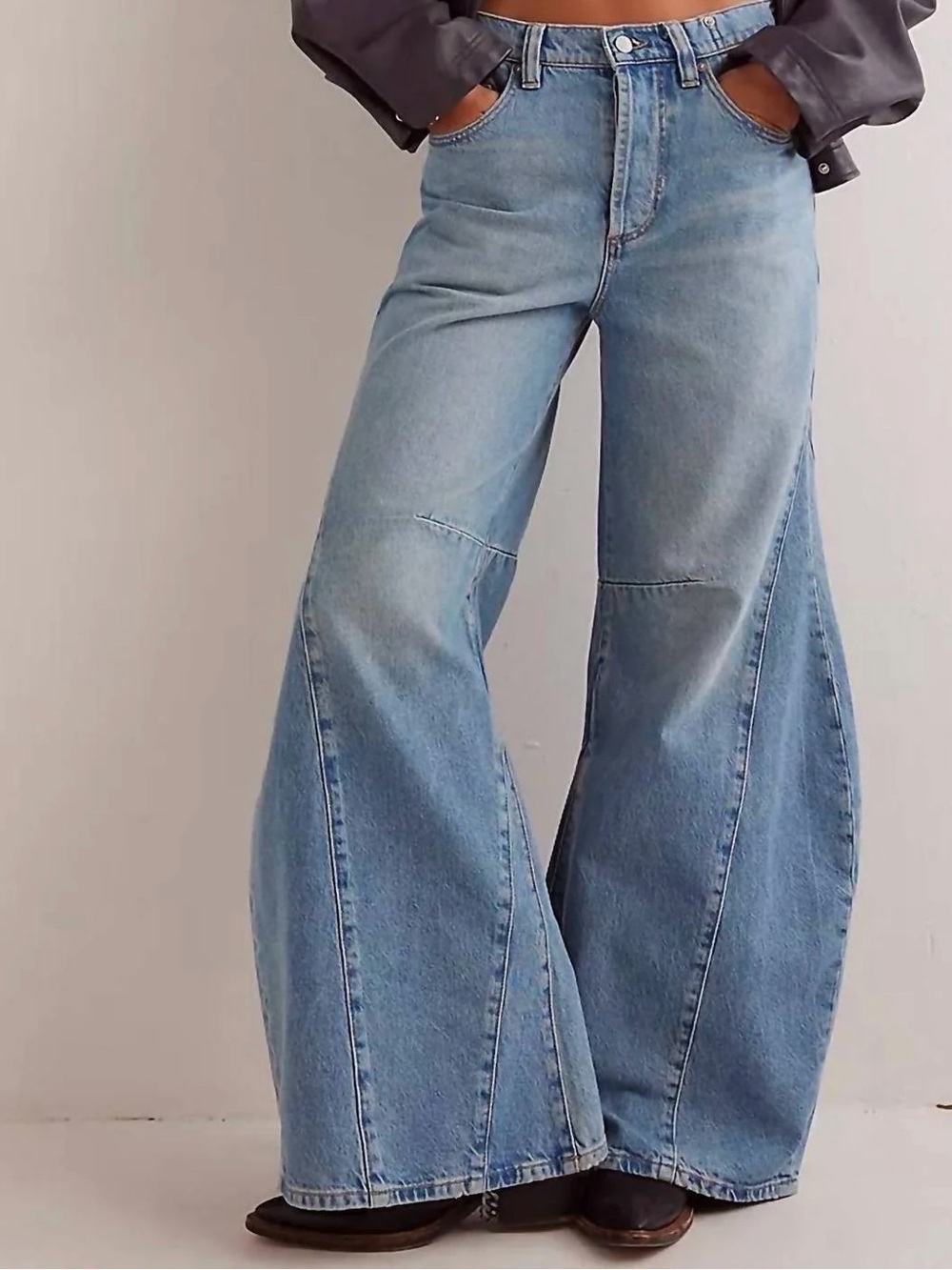 Free People Eden slouchy Light Blue Wide-Leg Jeans - Picture 1 of 12